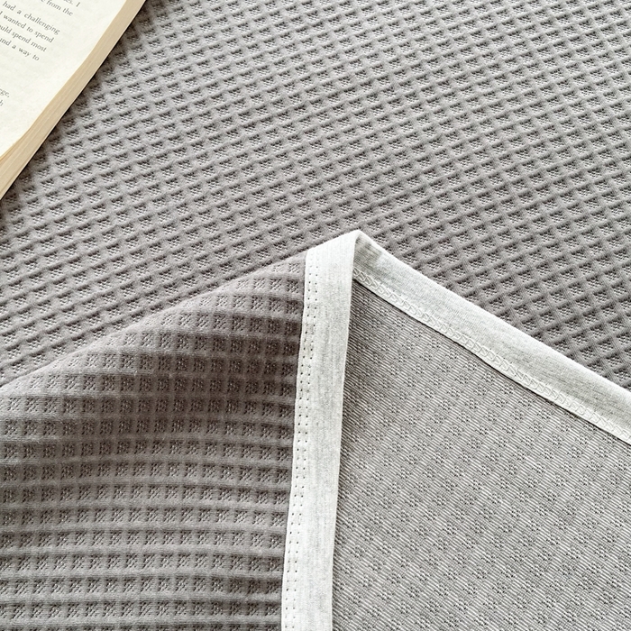 91家纺网 家纺一手货源 找家纺 来菲毛毯 2025新款全棉A类盖毯夏凉被 灰色