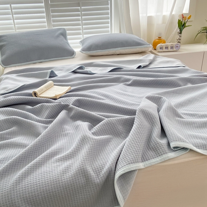 91家纺网 家纺一手货源 找家纺 来菲毛毯 2025新款全棉A类盖毯夏凉被 蓝灰