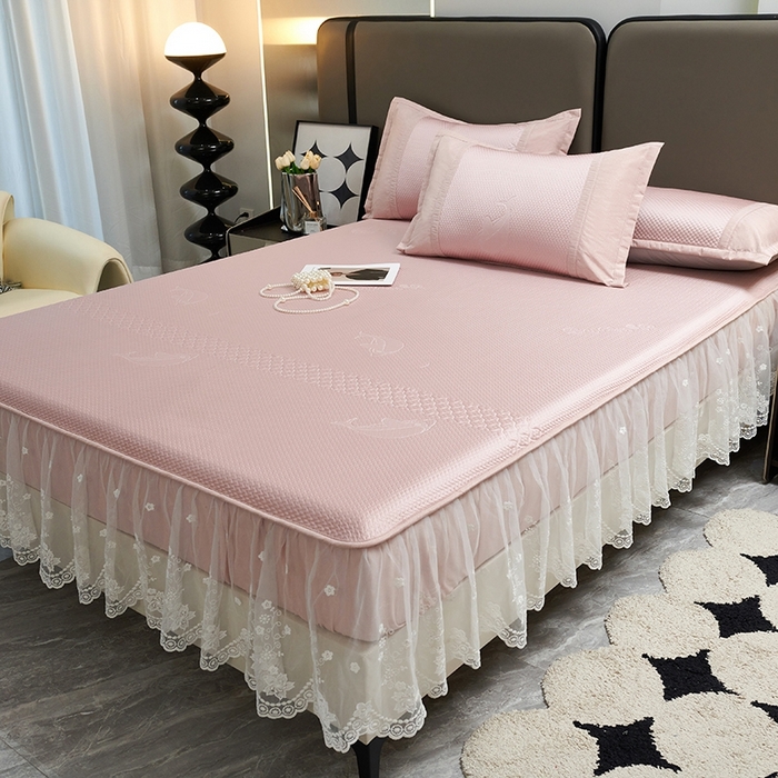 91家纺网 家纺一手货源 找家纺 青雅席业 2025新款A类凉感丝蕾丝花边床笠款凉席 海豚-粉