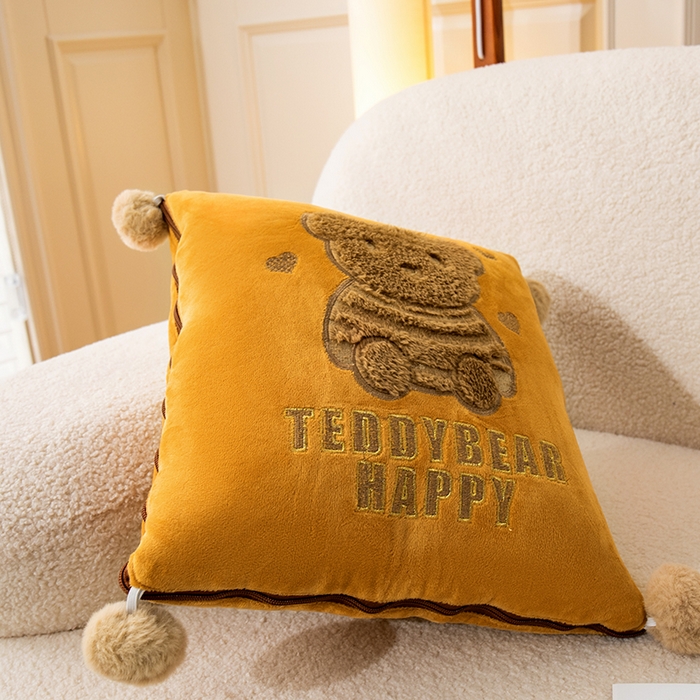 91家纺网 家纺一手货源 找家纺 枕芯真意 2024新款宝宝绒抱枕被 琥珀黄