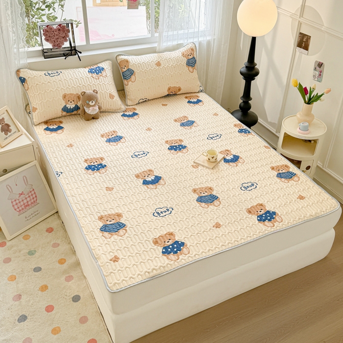 91家纺网 家纺一手货源 找家纺 佰亿莱2024新款小清新印花乳胶凉席 咖啡熊仔