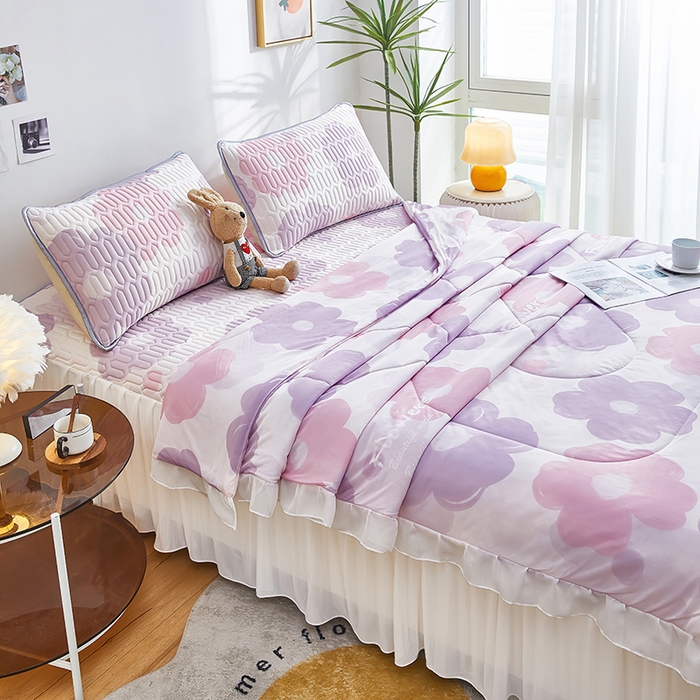 91家纺网 家纺一手货源 找家纺 爱上家居 2024新款印花凉席床裙床单款夏被-床裙款 紫馨