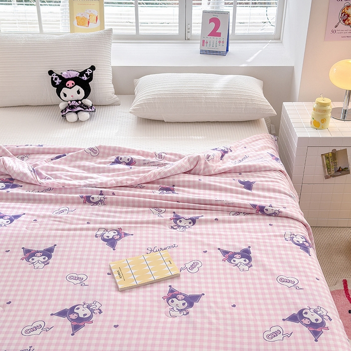 91家纺网 家纺一手货源 找家纺 博雅 2024新款三丽鸥正版系列A类牛奶丝软糯针织棉大豆纤维夏被 针织棉（带防伪标）紫格库洛米