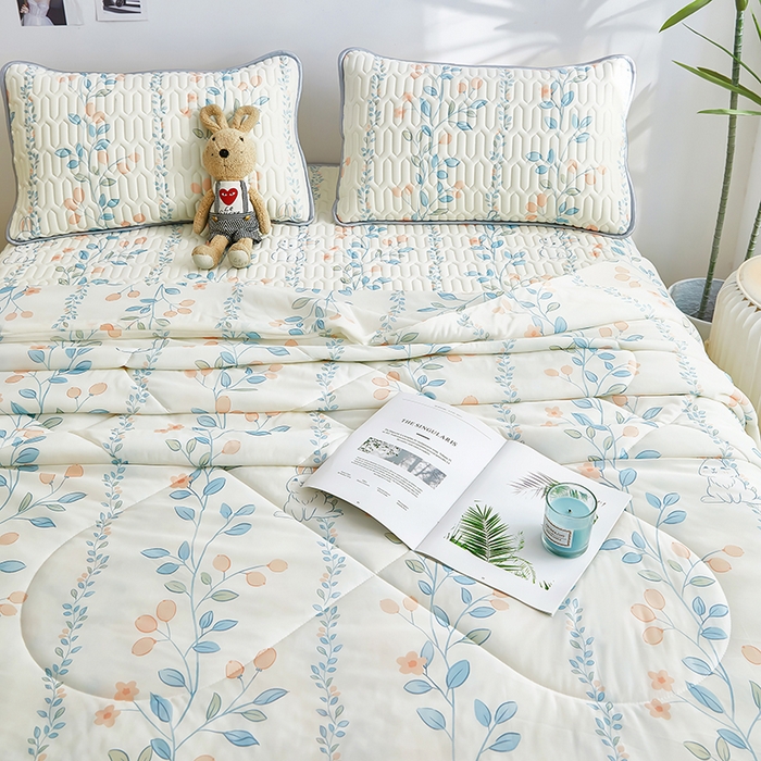 91家纺网 家纺一手货源 找家纺 爱上家居 2024新款印花凉席床裙床单款夏被-床裙款 兔子花园