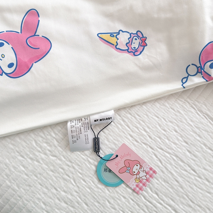 91家纺网 家纺一手货源 找家纺 博雅 2024新款三丽鸥正版系列A类牛奶丝软糯针织棉大豆纤维夏被 针织棉（带防伪标）草莓美乐蒂