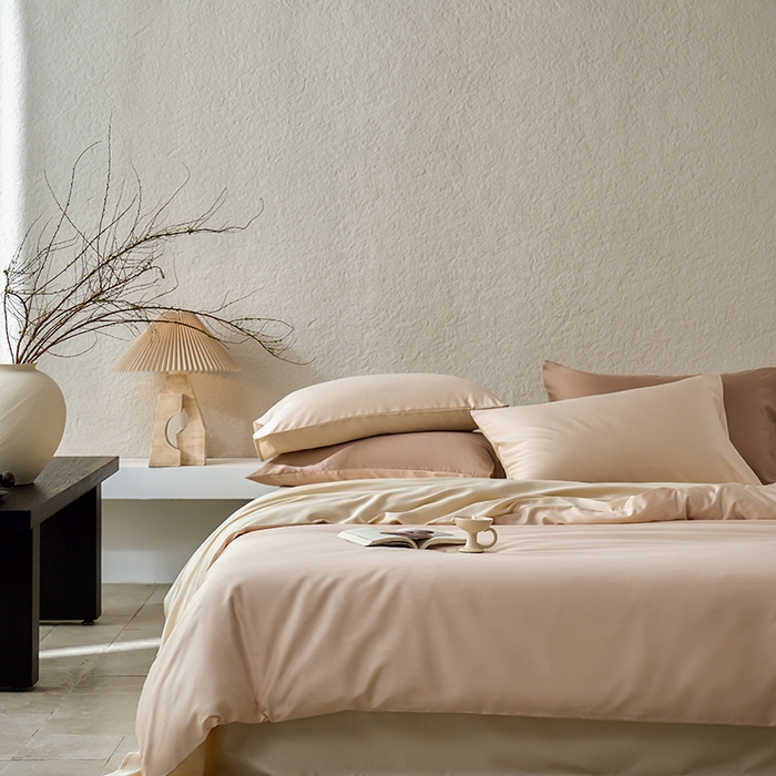 91家纺网 家纺一手货源 找家纺 沐晴2024新款春夏60兰精天丝简约轻奢纯色长绒棉四件套 可可（可可牛奶-优雅驼）