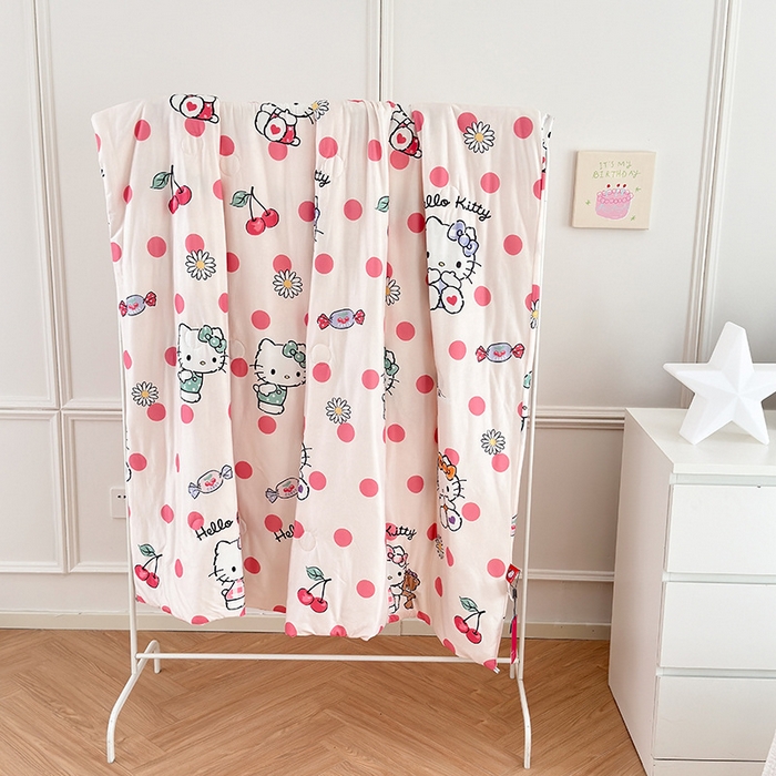 91家纺网 家纺一手货源 找家纺 博雅 2024新款三丽鸥正版系列A类牛奶丝软糯针织棉大豆纤维夏被 针织棉（带防伪标）波点kt猫