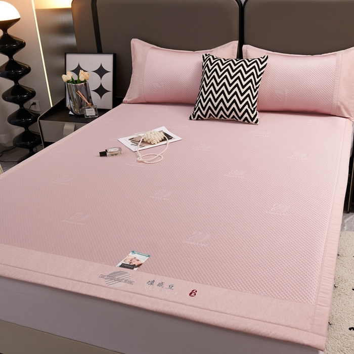 91家纺网 家纺一手货源 找家纺 青雅席业 2025新款A类母婴级刺绣冰豆豆凉席 天鹅湖-粉