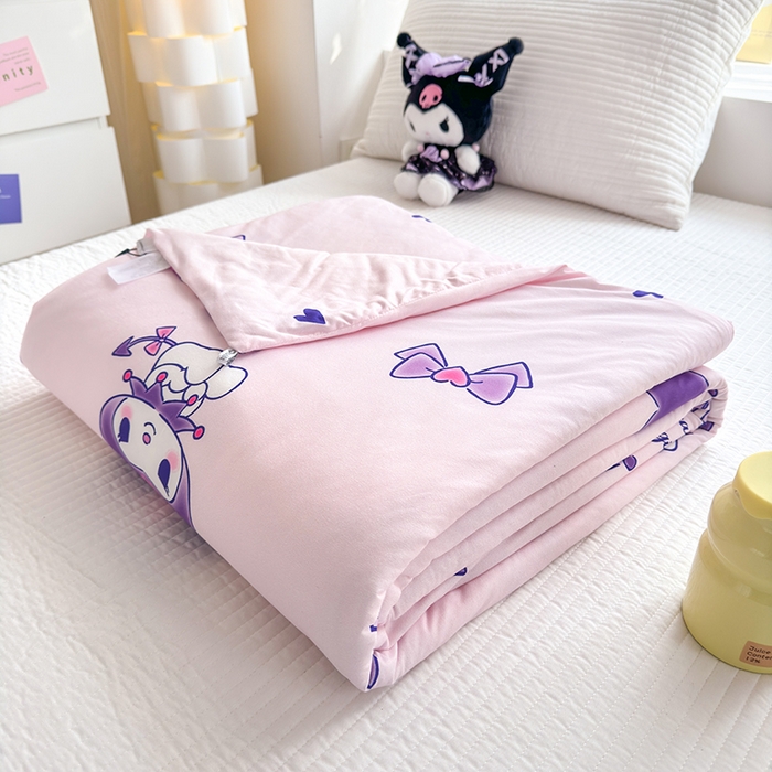 91家纺网 家纺一手货源 找家纺 博雅 2024新款三丽鸥正版系列A类牛奶丝软糯针织棉大豆纤维夏被 针织棉（带防伪标）库洛米梦想