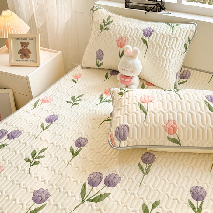 91家纺网 家纺一手货源 找家纺 佰亿莱2024新款小清新印花乳胶凉席 情魅