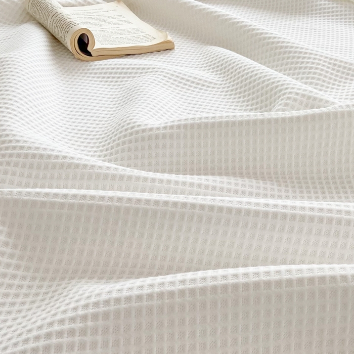 91家纺网 家纺一手货源 找家纺 来菲毛毯 2025新款全棉A类盖毯夏凉被 奶白