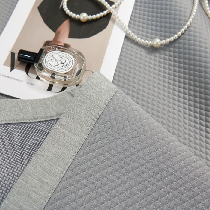 91家纺网 家纺一手货源 找家纺 青雅席业 2025新款A类母婴级刺绣冰豆豆凉席 天鹅湖-灰