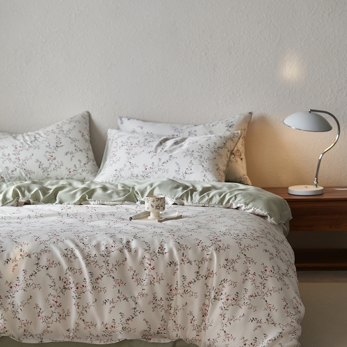 91家纺网 家纺一手货源 找家纺 时年家纺 2024春夏新品莱赛尔天丝印花四件套 青春印记