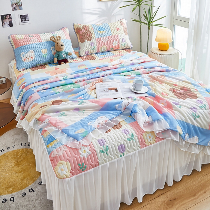 91家纺网 家纺一手货源 找家纺 爱上家居 2024新款印花凉席床裙床单款夏被-床裙款 乐乐熊