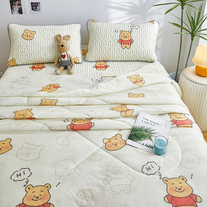 91家纺网 家纺一手货源 找家纺 爱上家居 2024新款印花凉席床裙床单款夏被-床裙款 小熊很忙