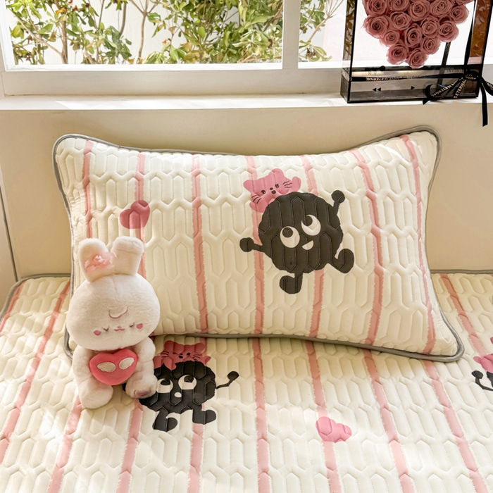 91家纺网 家纺一手货源 找家纺 佰亿莱2024新款小清新印花乳胶凉席 煤球