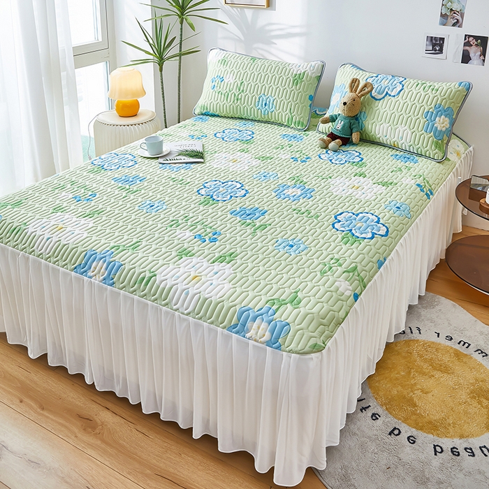 91家纺网 家纺一手货源 找家纺 爱上家居 2024新款印花凉席床裙床单款夏被-床裙款 小绿花