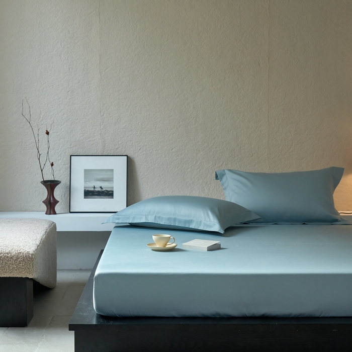 91家纺网 家纺一手货源 找家纺 秀色家纺 2025新款高端酒店50支贡缎长绒棉床笠单件纯棉全棉贡缎可裸睡单双人床上用品 梦易-雾霾蓝