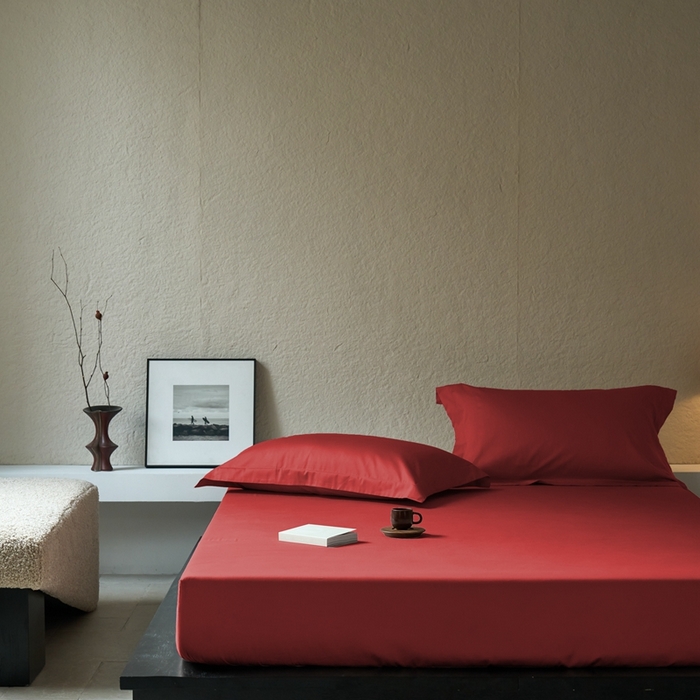 91家纺网 家纺一手货源 找家纺 秀色家纺 2025新款高端酒店50支贡缎长绒棉床笠单件纯棉全棉贡缎可裸睡单双人床上用品 梦易-海棠红