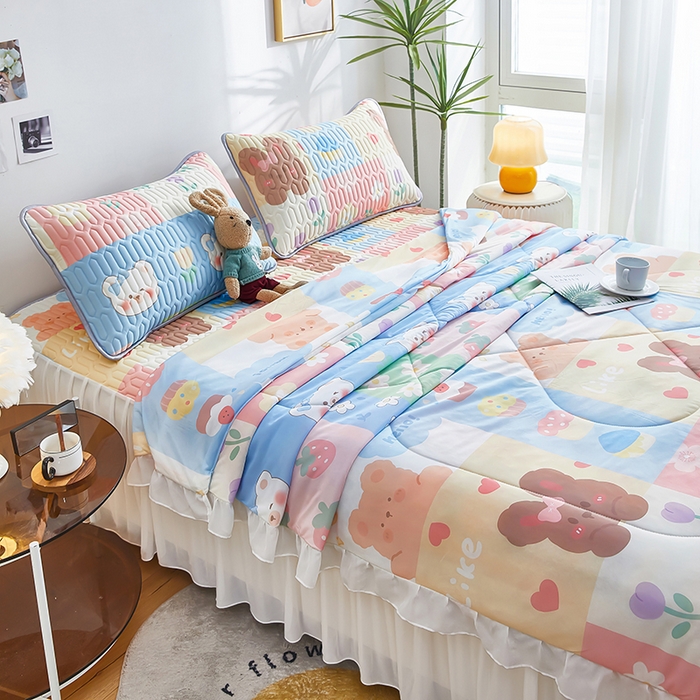 91家纺网 家纺一手货源 找家纺 爱上家居 2024新款印花凉席床裙床单款夏被-床裙款 乐乐熊