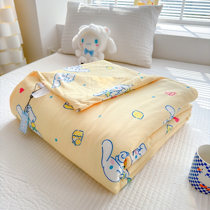 91家纺网 家纺一手货源 找家纺 博雅 2024新款三丽鸥正版系列A类牛奶丝软糯针织棉大豆纤维夏被 针织棉（带防伪标）柠檬玉桂狗