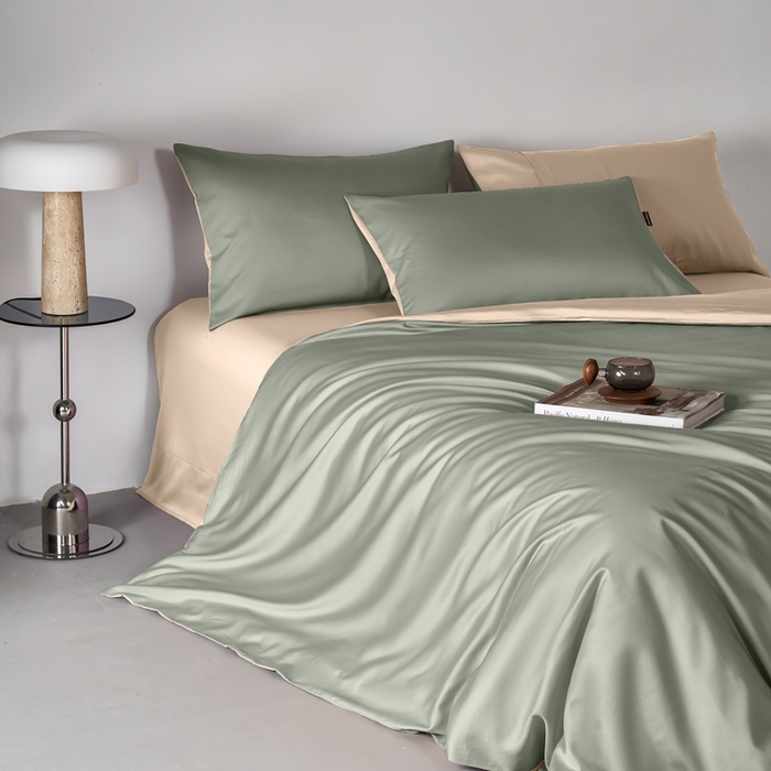 91家纺网 家纺一手货源 找家纺 秀色家纺 2025新款轻奢60支贡缎高支贡缎长绒棉全棉四件套简约纯色床上被套床单床笠式 米朵-琉璃+香槟金