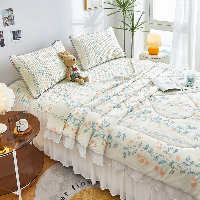 91家纺网 家纺一手货源 找家纺 爱上家居 2024新款印花凉席床裙床单款夏被-床裙款 兔子花园