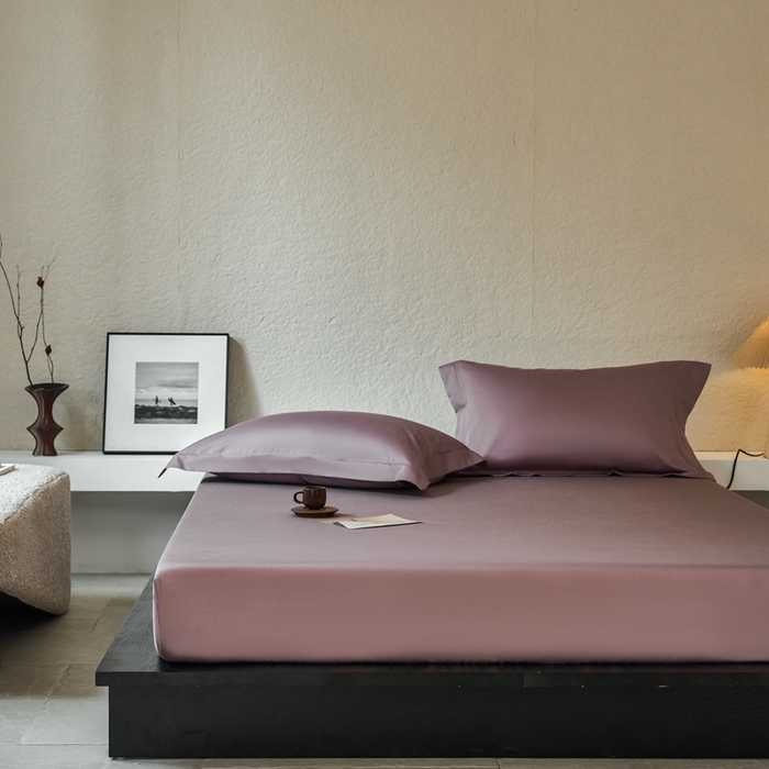 91家纺网 家纺一手货源 找家纺 秀色家纺 2025新款高端酒店50支贡缎长绒棉床笠单件纯棉全棉贡缎可裸睡单双人床上用品 梦易-香芋紫