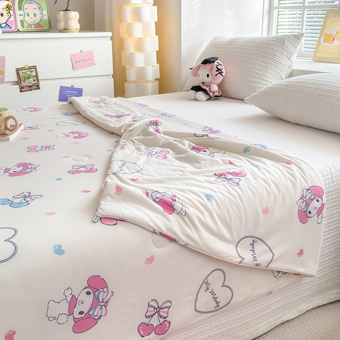 91家纺网 家纺一手货源 找家纺 博雅 2024新款三丽鸥正版系列A类牛奶丝软糯针织棉大豆纤维夏被 针织棉（带防伪标）樱桃美乐蒂