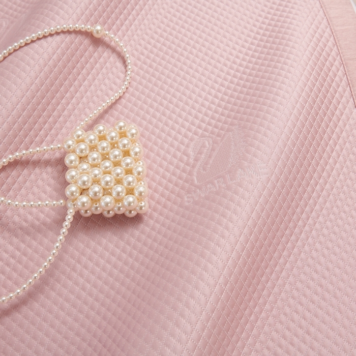 91家纺网 家纺一手货源 找家纺 青雅席业 2025新款A类母婴级刺绣冰豆豆凉席 天鹅湖-粉