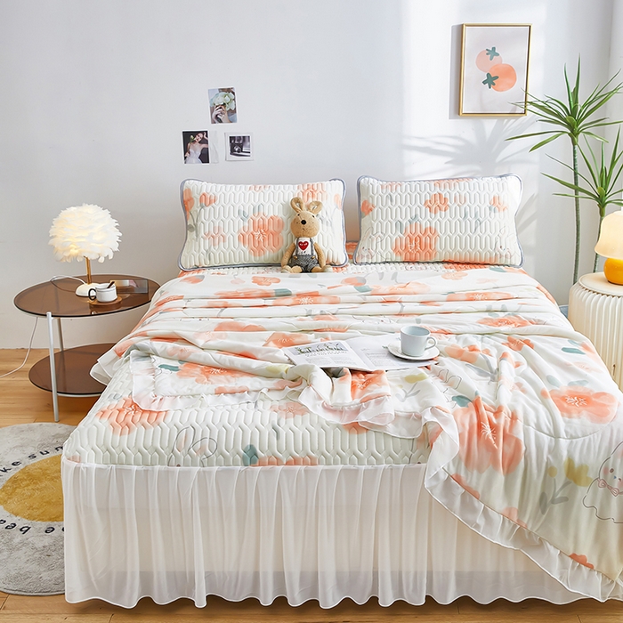 91家纺网 家纺一手货源 找家纺 爱上家居 2024新款印花凉席床裙床单款夏被-床裙款 桃花朵朵