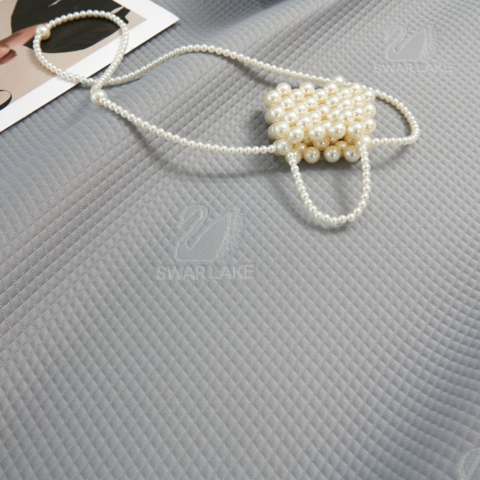 91家纺网 家纺一手货源 找家纺 青雅席业 2025新款A类母婴级刺绣冰豆豆凉席 天鹅湖-灰