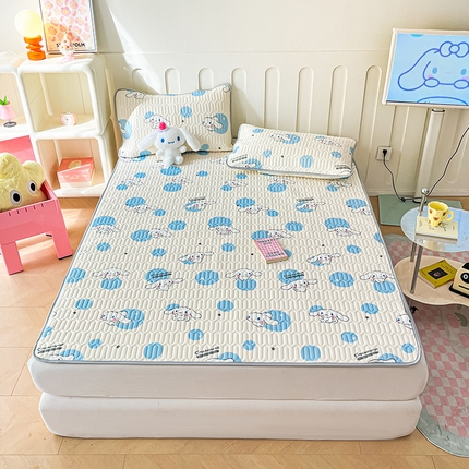 91家纺网 家纺一手货源 找家纺 （总）金爱家 2024新款A类三丽鸥高品质可组合凉感丝乳胶席牛奶丝针织棉软糯夏被四件套