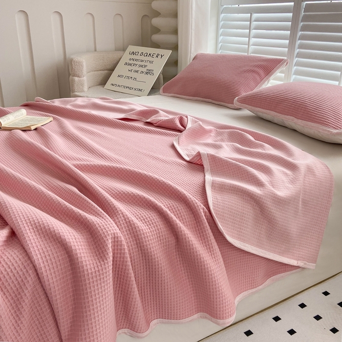 91家纺网 家纺一手货源 找家纺 来菲毛毯 2025新款全棉A类盖毯夏凉被 粉色