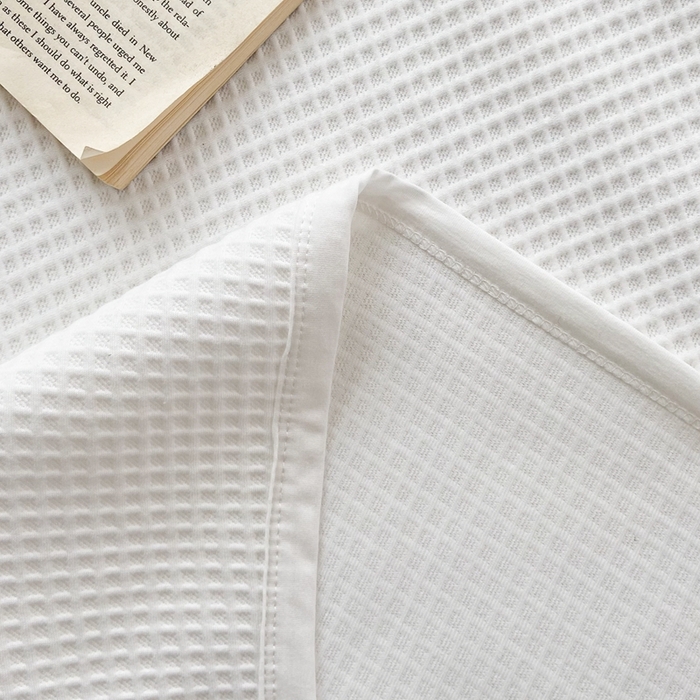 91家纺网 家纺一手货源 找家纺 来菲毛毯 2025新款全棉A类盖毯夏凉被 奶白