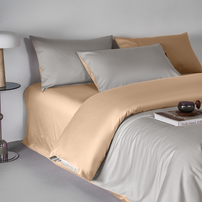 91家纺网 家纺一手货源 找家纺 秀色家纺 2025新款轻奢60支贡缎高支贡缎长绒棉全棉四件套简约纯色床上被套床单床笠式 米朵-可口摩卡