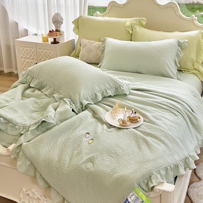 91家纺网 家纺一手货源 找家纺 米菲 2024新款泡泡棉纯色花边款夏被夏被四件套 松石绿