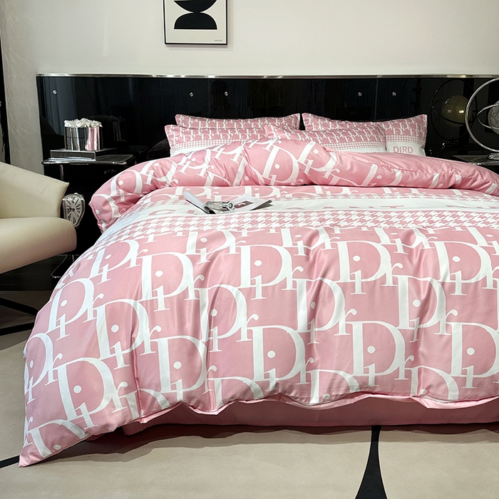 91家纺网 家纺一手货源 找家纺 摩卡家纺 2024新品水洗真丝轻奢系列梦迪粉