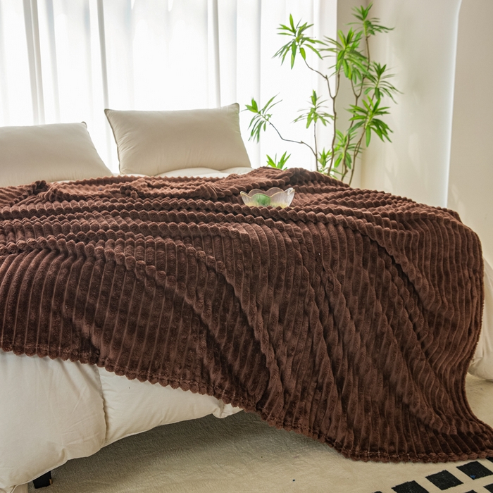 91家纺网 家纺一手货源 找家纺 卡琪曼 2024新款高克重魔法绒牛奶绒毛毯毯子 咖啡