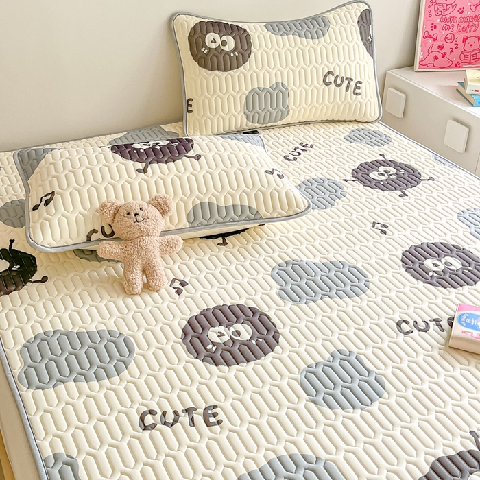 91家纺网 家纺一手货源 找家纺 沐慕 2024新款小清新印花乳胶凉席 黑球球