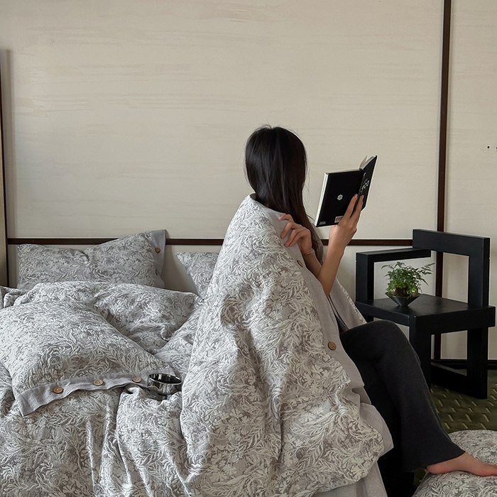 91家纺网 家纺一手货源 找家纺 璞素家居 2024新款全棉色织水洗大提花三层纱四件套 森林之语