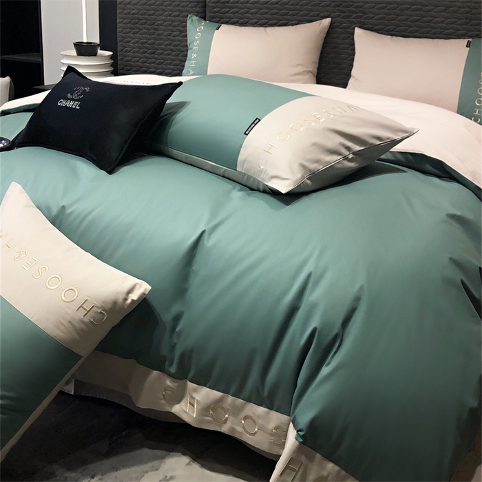 91家纺网 家纺一手货源 找家纺 凯磊 2024新款简约家居.刺绣纯色拼色四件套--伊可系列（拍法一） 云杉绿+浅灰