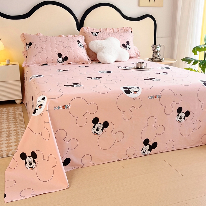 91家纺网 家纺一手货源 找家纺 情煊家纺 2024新款全棉斜纹直角床单系列-印花款 米老鼠粉