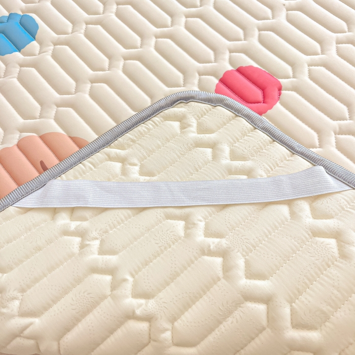 91家纺网 家纺一手货源 找家纺 沐慕 2024新款小清新印花乳胶凉席 彩色波点