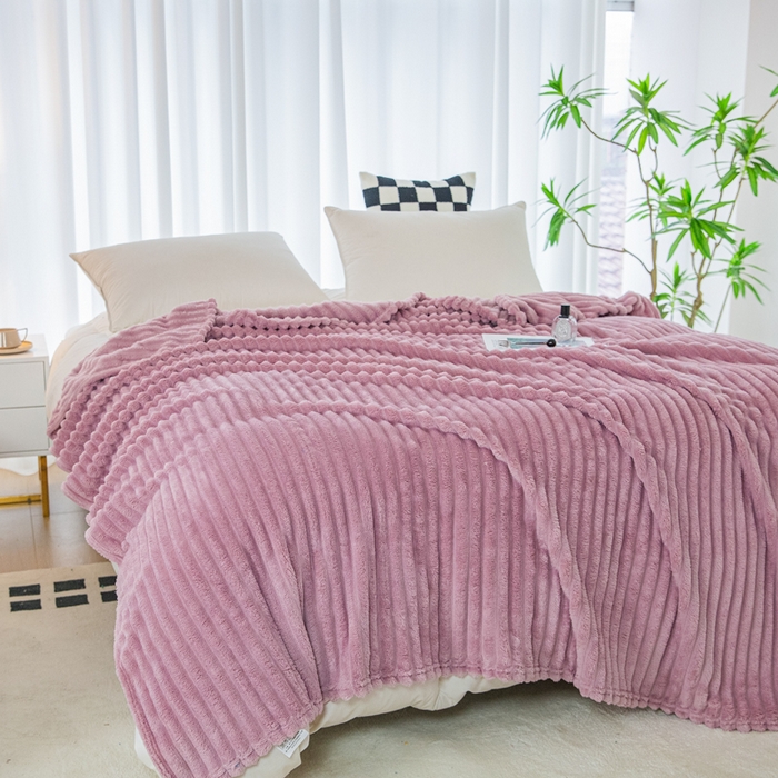 91家纺网 家纺一手货源 找家纺 卡琪曼 2024新款高克重魔法绒牛奶绒毛毯毯子 豆沙