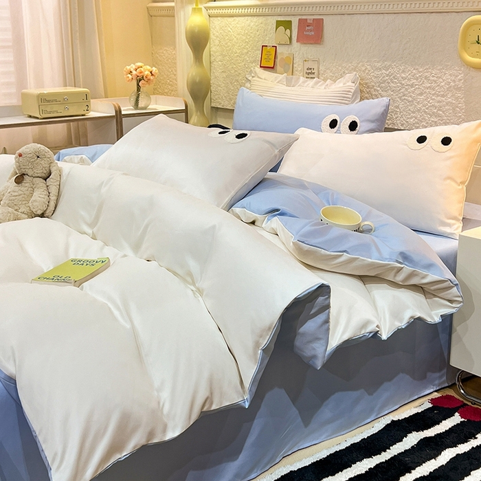 91家纺网 家纺一手货源 找家纺 艾米家居 2025新款水洗真丝大眼睛系列四件套 白+ 蓝