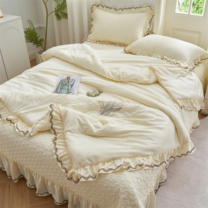 91家纺网 家纺一手货源 找家纺 恒爱家纺 2024新款玉玲珑单床盖 象牙白