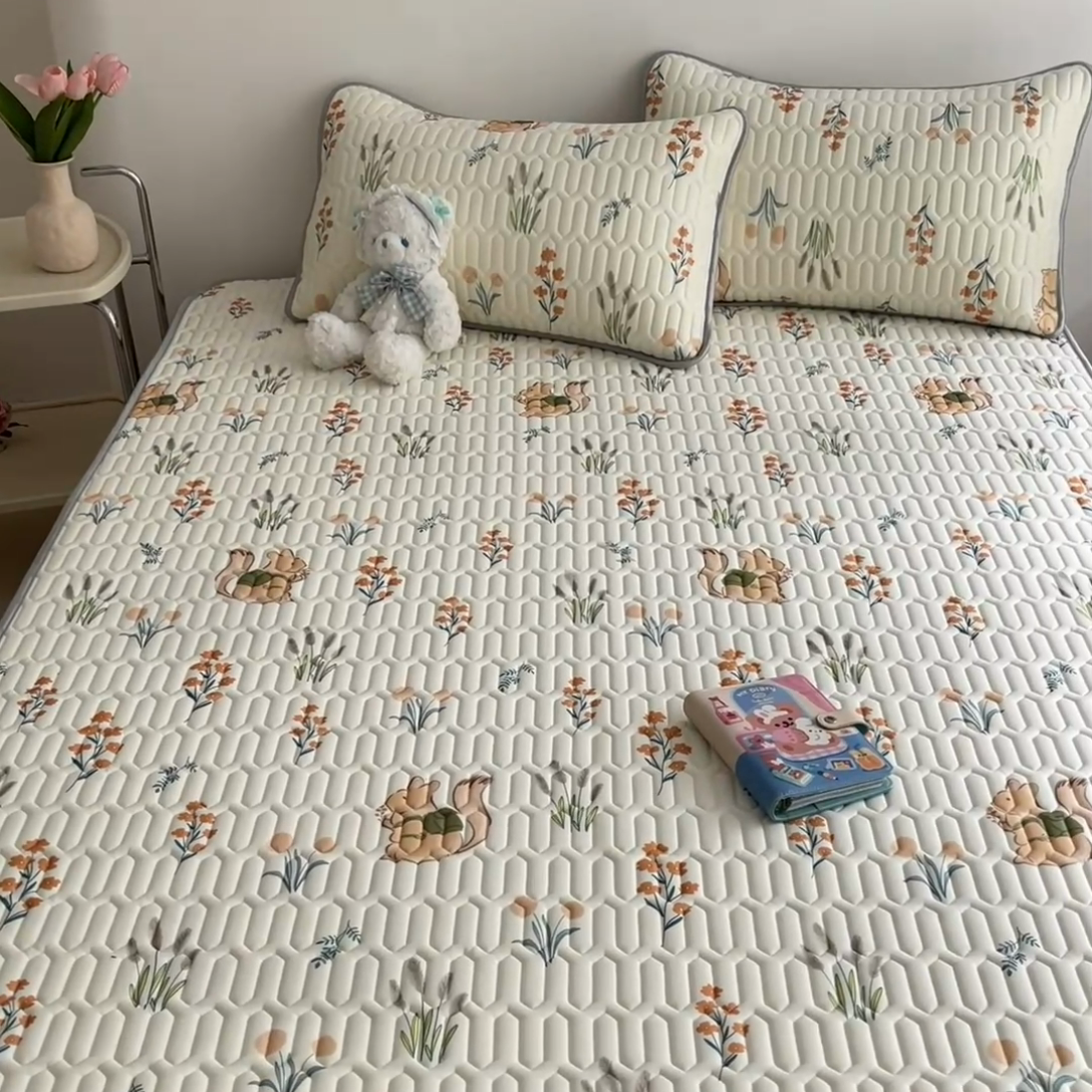 91家纺网 家纺一手货源 找家纺 沐慕 2024新款小清新印花乳胶凉席 田园松鼠