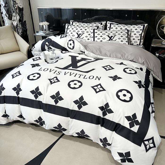 91家纺网 家纺一手货源 找家纺 摩卡家纺 2024新品水洗真丝轻奢系列路易白