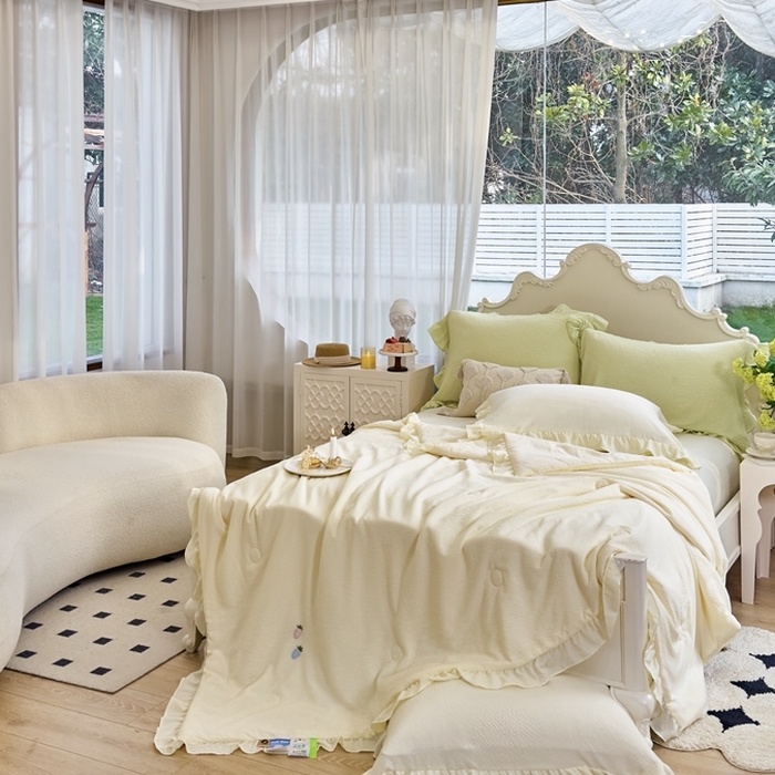 91家纺网 家纺一手货源 找家纺 米菲 2024新款泡泡棉纯色花边款夏被夏被四件套 奶昔-米
